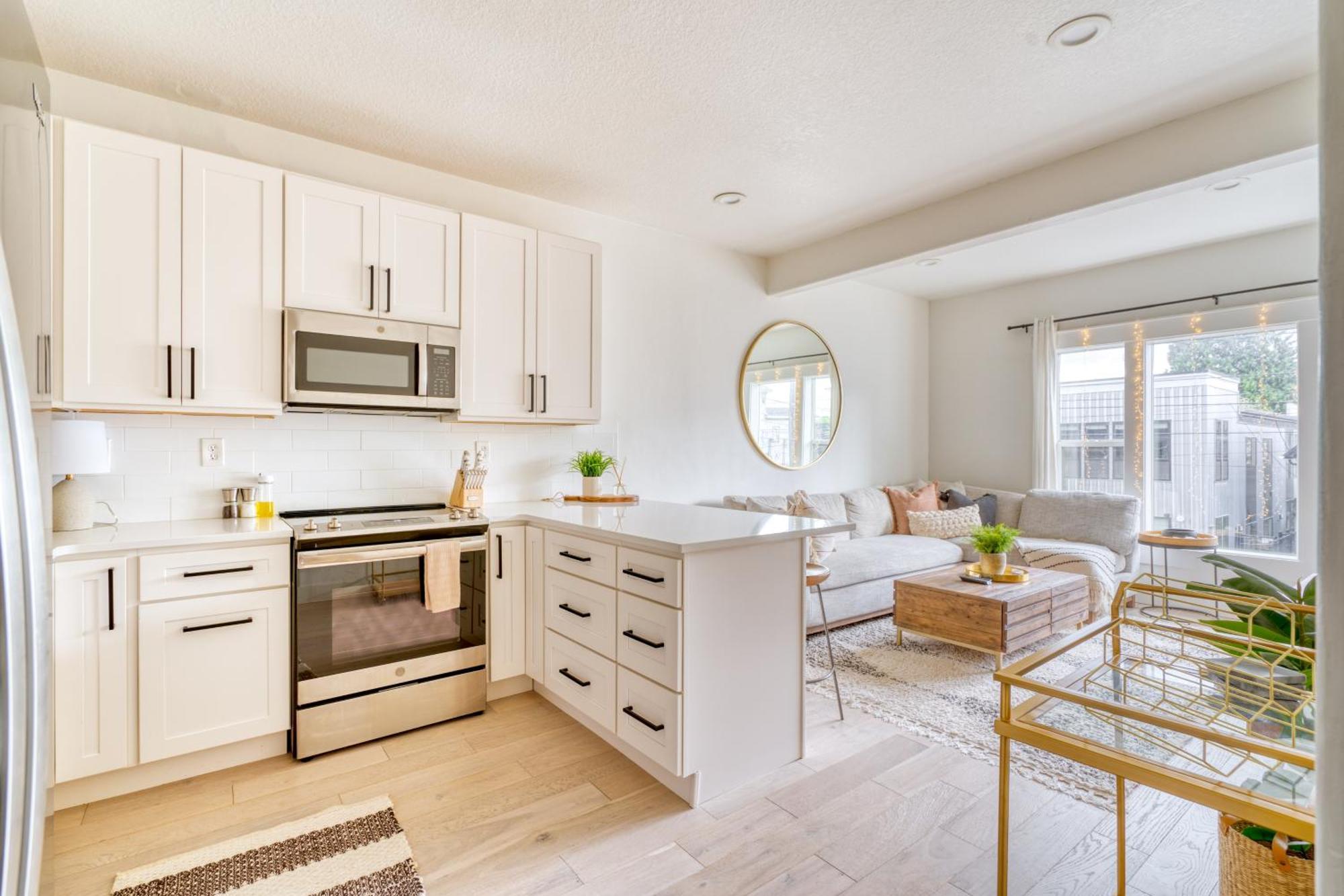 Stay Portland - Perfect Portland Farmhouse Loft - Breweries & Bars Bagian luar foto