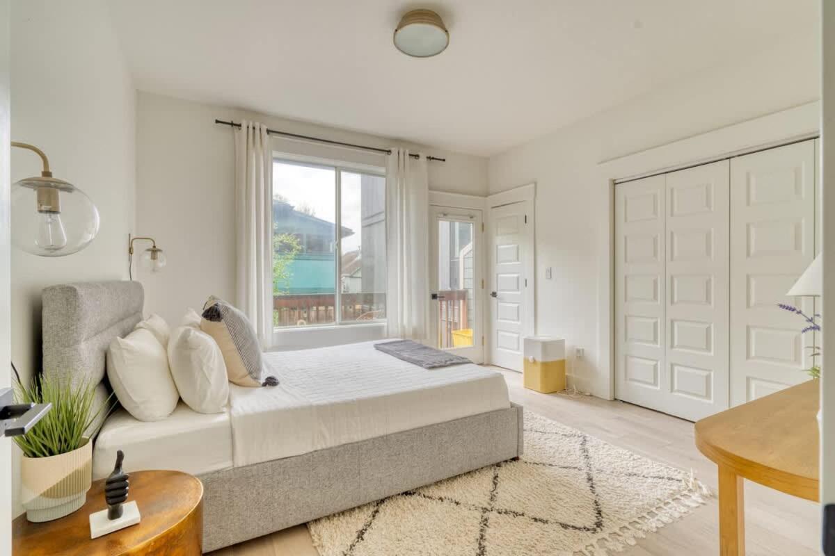Stay Portland - Perfect Portland Farmhouse Loft - Breweries & Bars Bagian luar foto