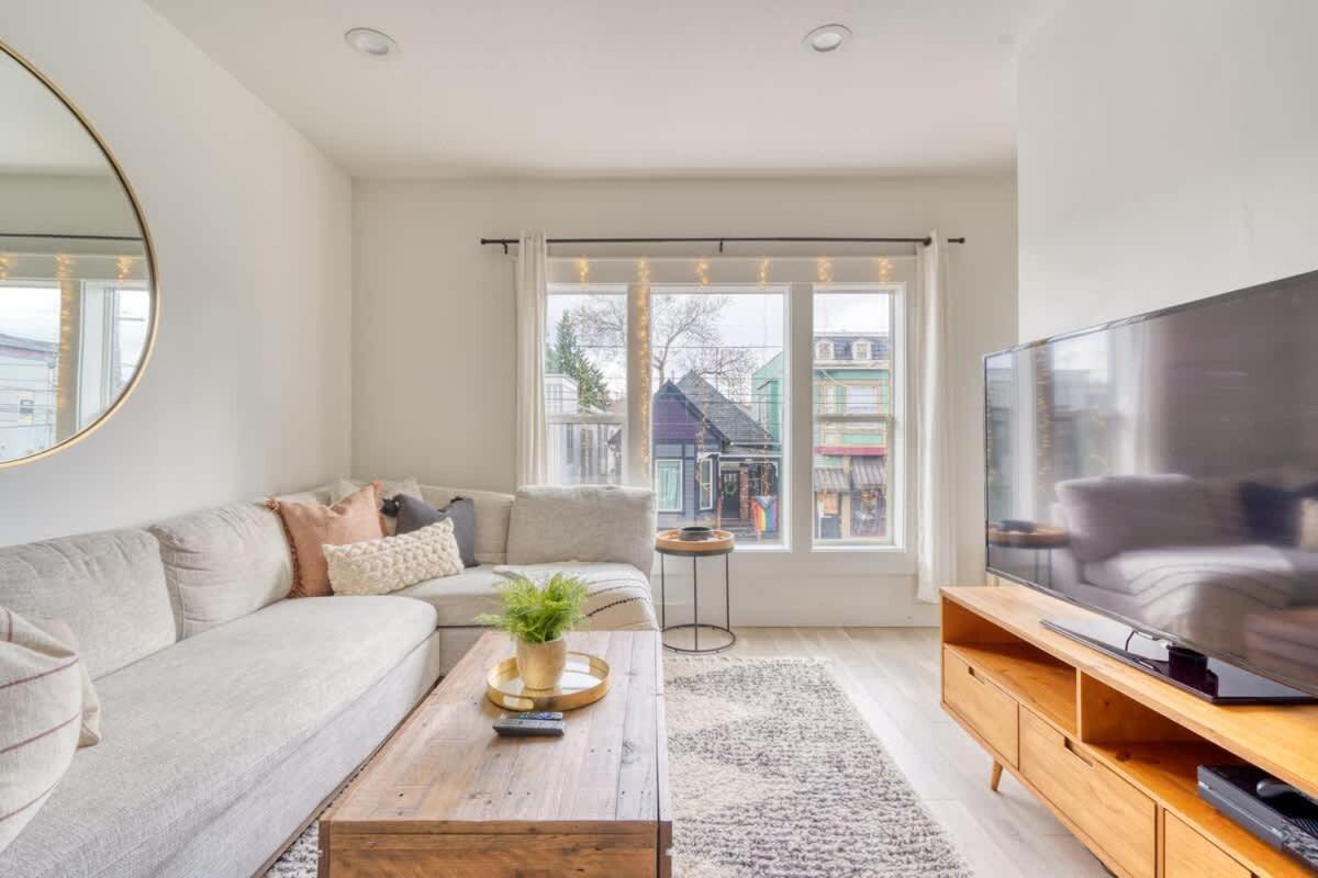 Stay Portland - Perfect Portland Farmhouse Loft - Breweries & Bars Bagian luar foto